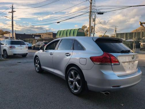 2011 Toyota Venza Base