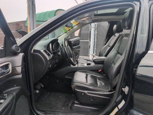 2012 Jeep Grand Cherokee Laredo