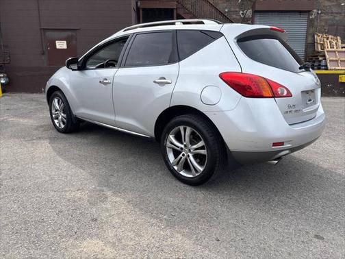 2009 Nissan Murano LE
