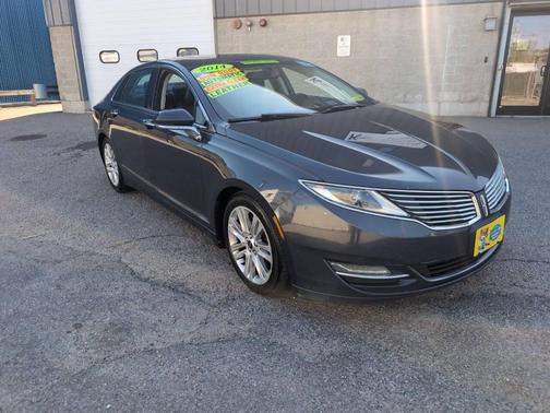 2014 Lincoln MKZ Base