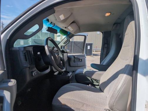 2017 Chevrolet Express 2500 Work Van