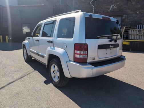2010 Jeep Liberty Sport