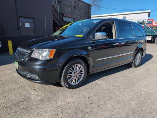 2014 Chrysler Town & Country Touring-L