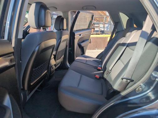 2012 Kia Sorento LX