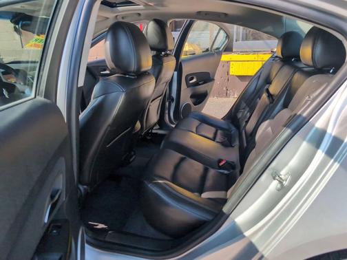 2012 Chevrolet Cruze 2LT