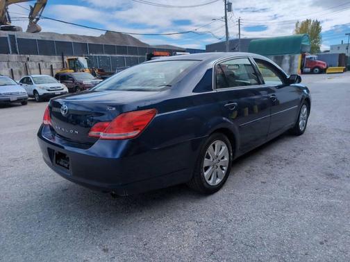 2007 Toyota Avalon XLS