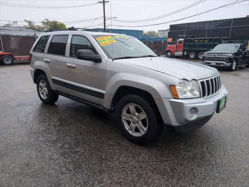 2006 Jeep Grand Cherokee Laredo