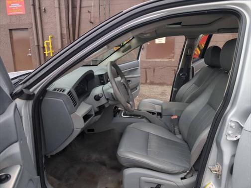 2006 Jeep Grand Cherokee Laredo