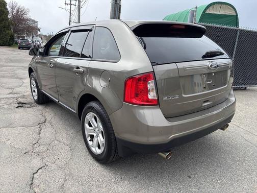 Brown 2013 Ford Edge SEL