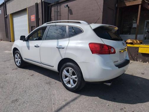 2011 Nissan Rogue SV