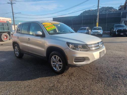 2013 Volkswagen Tiguan S