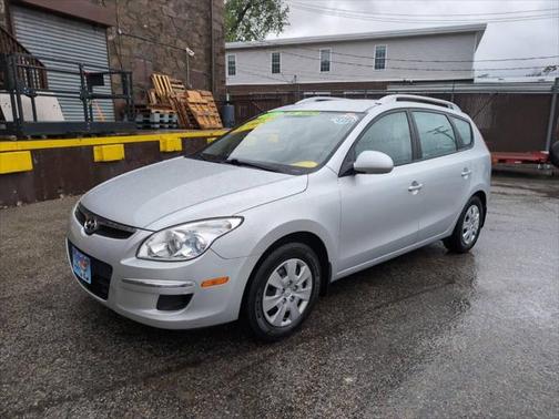 2011 Hyundai Elantra Touring GLS