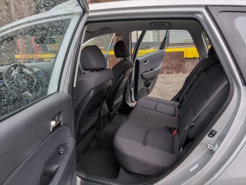 2011 Hyundai Elantra Touring GLS