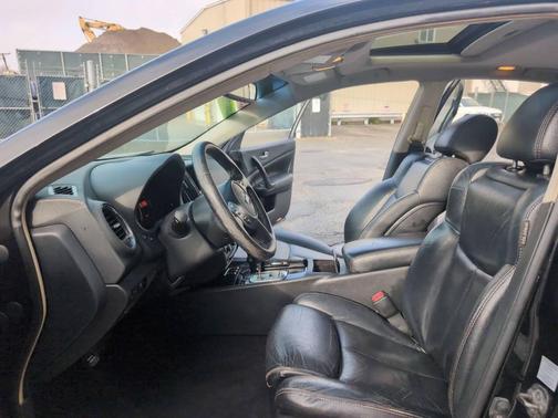 2010 Nissan Maxima SV