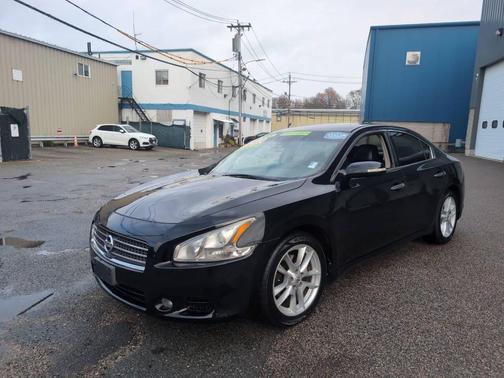 2010 Nissan Maxima SV