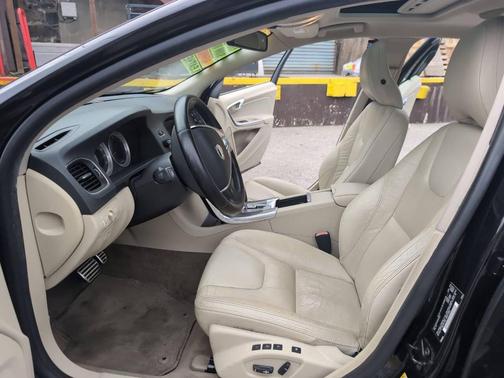 2012 Volvo S60 T5