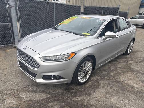 2014 Ford Fusion SE