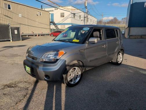 2011 Kia Soul +