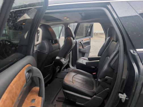 2011 Buick Enclave 2XL