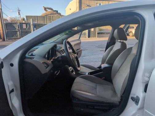 2012 Chevrolet Malibu 2LT