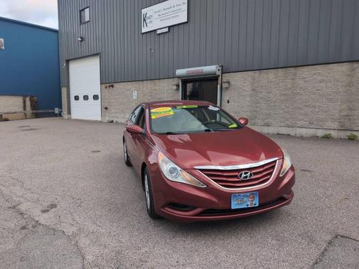2012 Hyundai SONATA GLS