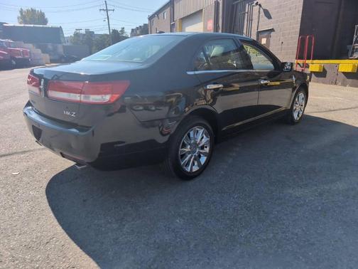 2011 Lincoln MKZ Base