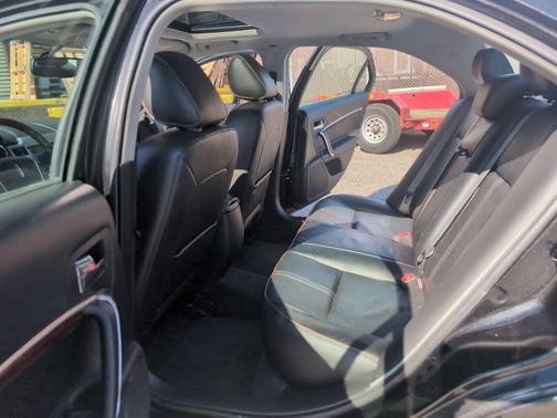2011 Lincoln MKZ Base