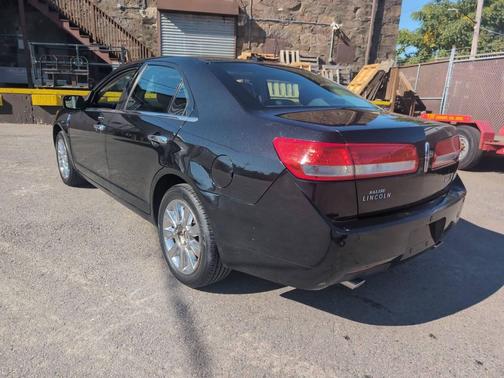 2011 Lincoln MKZ Base
