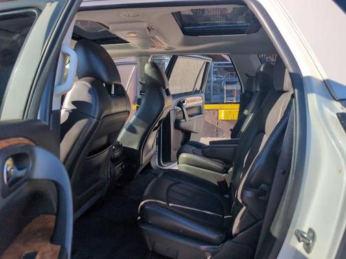 2011 Buick Enclave 2XL