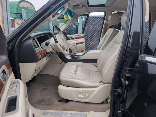 2003 Lincoln Navigator Luxury