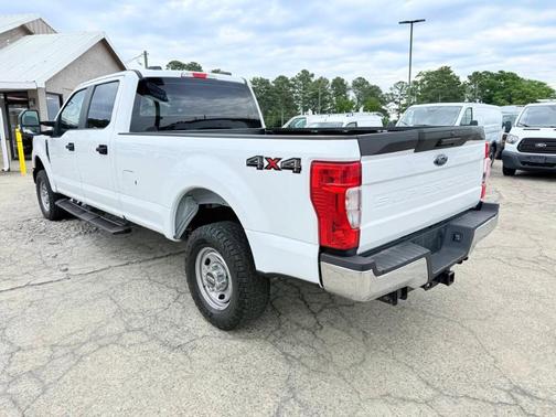 White 2022 Ford F-250 XL