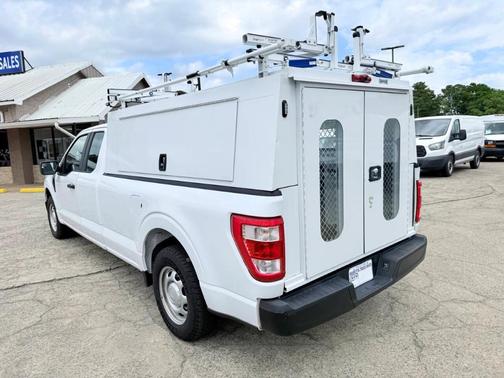 White 2022 Ford F-150 XL