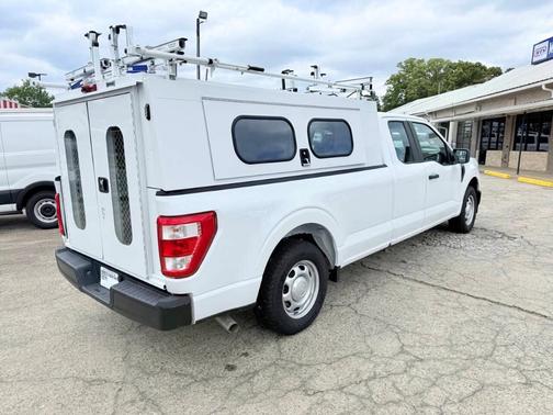 White 2022 Ford F-150 XL
