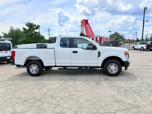 Oxford White 2022 Ford F-250 XL