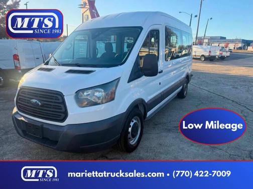 Oxford White 2016 Ford Transit-350 XLT