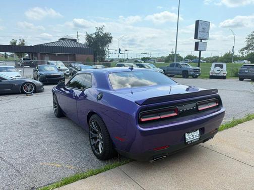 2016 Dodge Challenger SRT 392