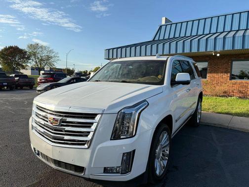 2016 Cadillac Escalade Platinum