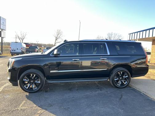 - 2015 Cadillac Escalade ESV Luxury