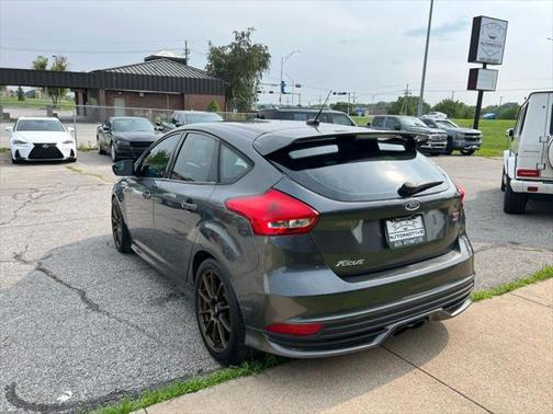 2018 Ford Focus ST ST