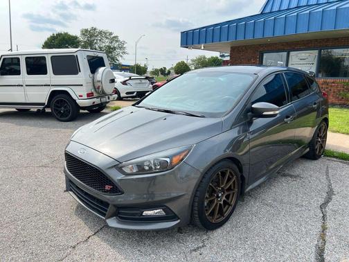 2018 Ford Focus ST ST