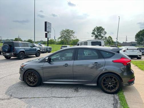 2018 Ford Focus ST ST