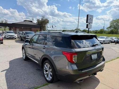2021 Ford Explorer Platinum