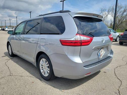 2015 Toyota Sienna 