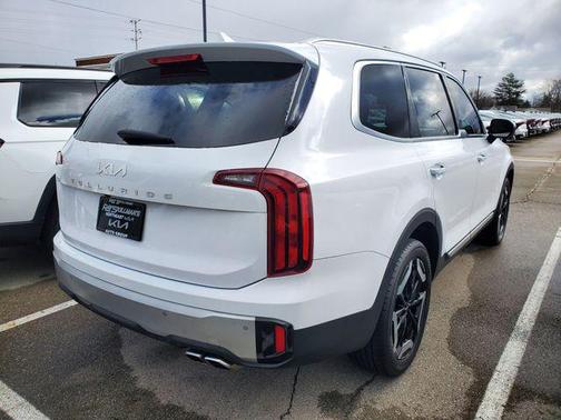 2023 Kia Telluride S