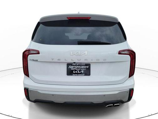 Glacial White Pearl 2023 Kia Telluride S