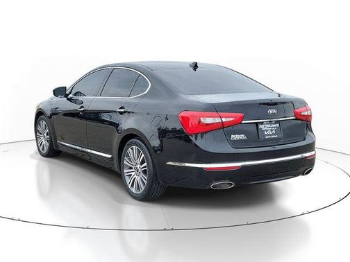 2016 Kia Cadenza Base