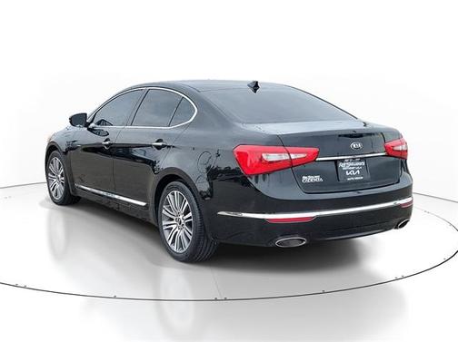 2016 Kia Cadenza Base