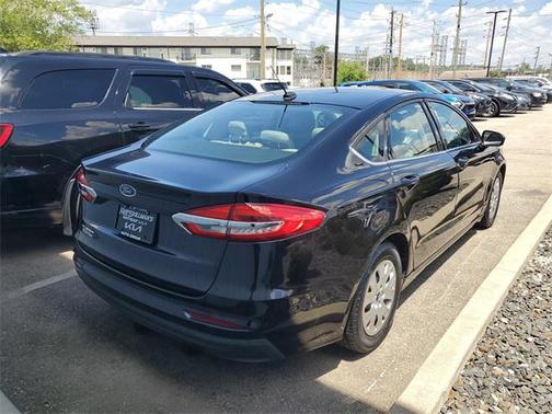 2019 Ford Fusion S