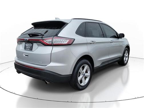 2018 Ford Edge SE