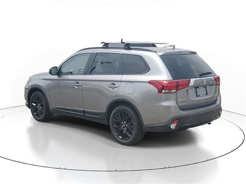 2018 Mitsubishi Outlander SE